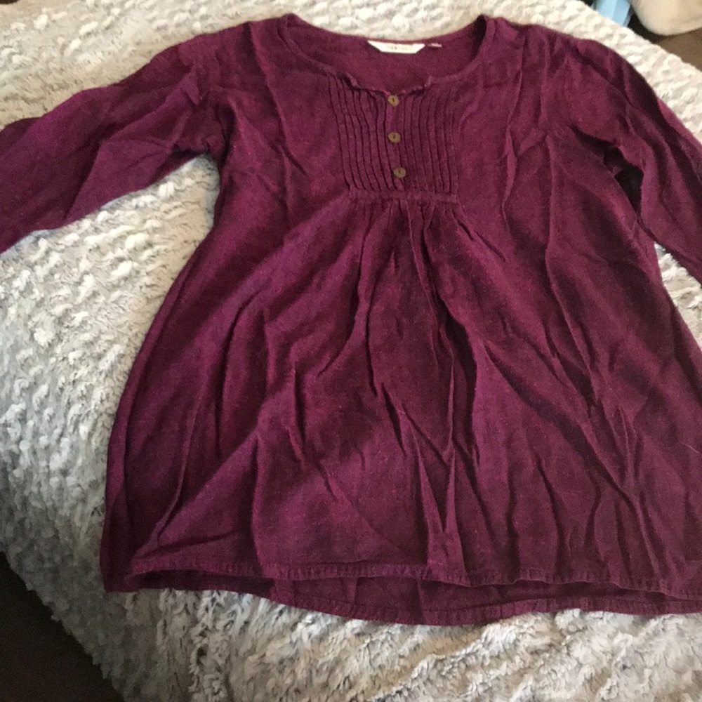 Purple/burgundy 3/4 sleeve top